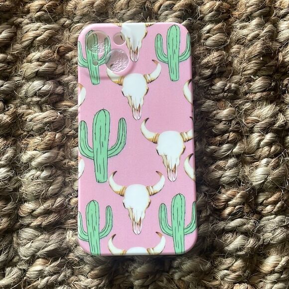 IPHONE 13 Pink Southwest Style Phone Case Cactus Steer Skulls - Picture 1 of 2